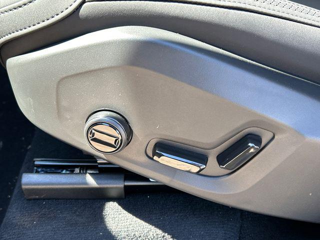 2026 Volvo XC90 Core, B5 AWD Gas (mild hybrid), Gasoline, Bright, 7 Seats