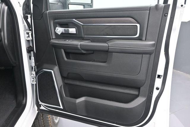 2026 Ram 2500 Laramie Crew Cab 4x4 64 Box