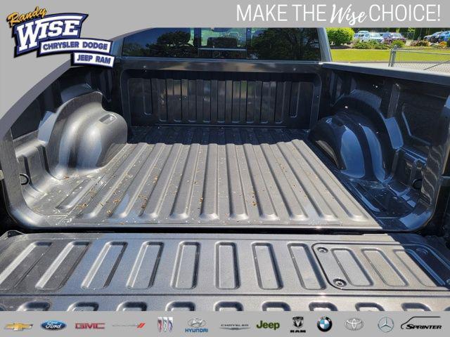 2026 Ram 1500 Laramie Crew Cab 4x4 57 Box