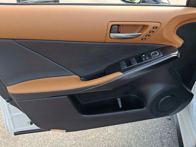 2022 Lexus IS 300 300