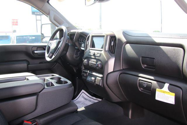 2026 Chevrolet Silverado 2500HD Crew Cab, Standard Bed, WT, 4WD