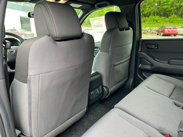 2026 Nissan Frontier Crew Cab SV 4x4
