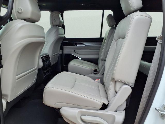 2026 Jeep Grand Wagoneer Limited Altitude 4x4
