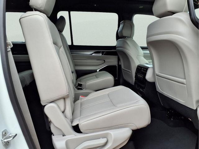 2026 Jeep Grand Wagoneer Limited Altitude 4x4