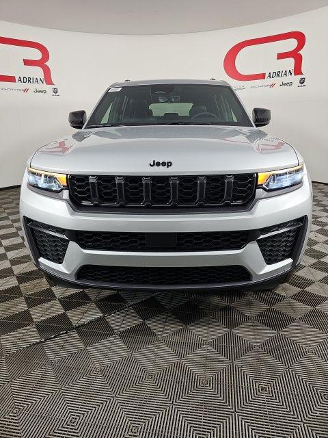 2026 Jeep Grand Cherokee L GRAND CHEROKEE L LAREDO ALTITUDE 4X4