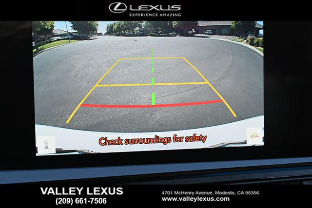 2025 Lexus ES 300h 300h