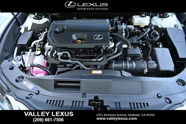 2025 Lexus ES 300h 300h