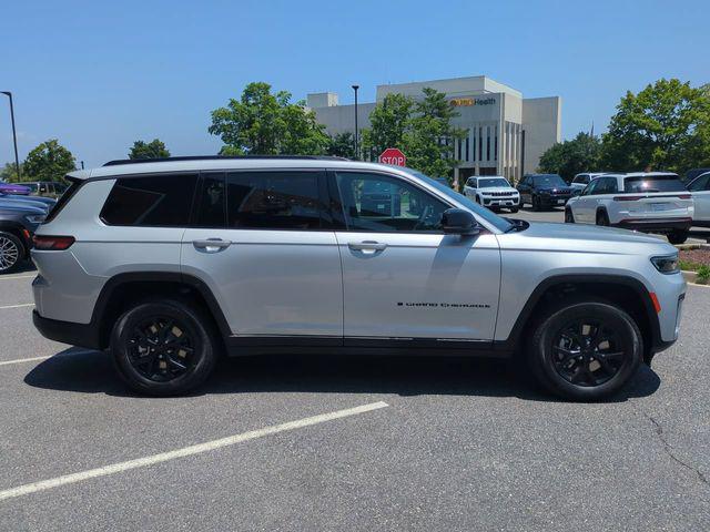 2026 Jeep Grand Cherokee GRAND CHEROKEE L LAREDO ALTITUDE 4X4 2026 Jeep Grand Cherokee GRAND CHEROKEE L LAREDO ALTITUDE 4X4