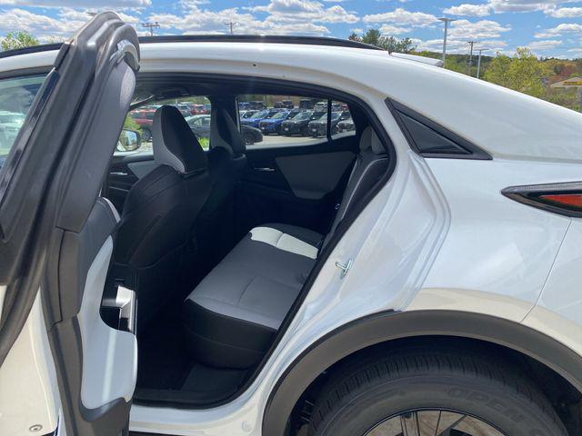 2026 Subaru Uncharted Sport
