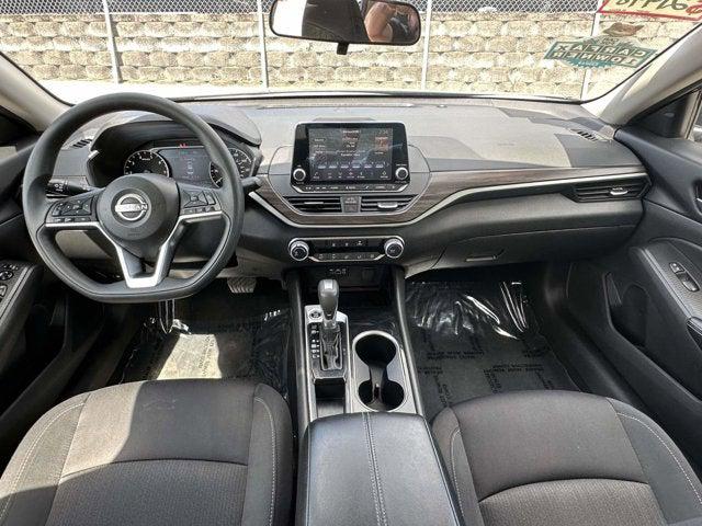 2024 Nissan Altima SV FWD