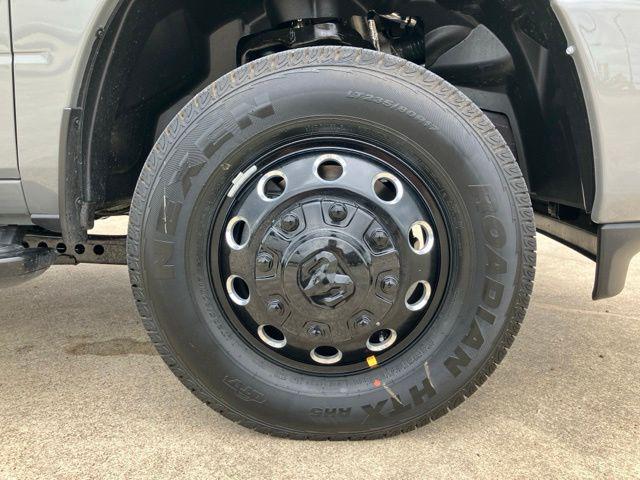 2026 Ram 3500 Lone Star Crew Cab 4x4 8' Box