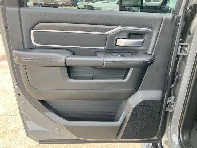 2026 Ram 3500 Lone Star Crew Cab 4x4 8' Box