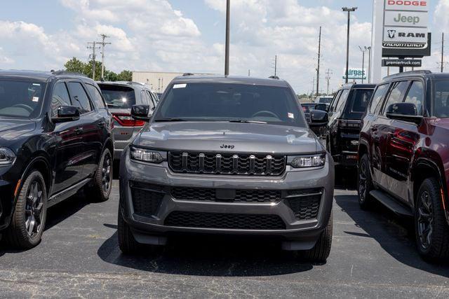 2026 Jeep Grand Cherokee L GRAND CHEROKEE L LAREDO ALTITUDE 4X4 2026 Jeep Grand Cherokee L GRAND CHEROKEE L LAREDO ALTITUDE 4X4