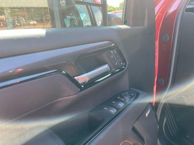 2026 GMC Sierra 2500HD Crew Cab, Standard Bed, AT4, 4WD