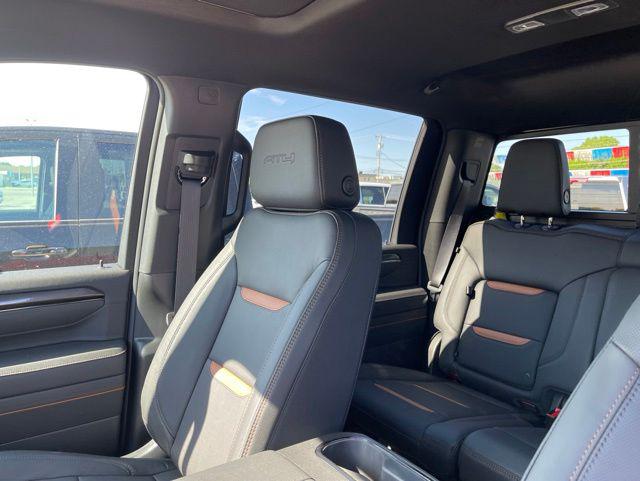 2026 GMC Sierra 2500HD Crew Cab, Standard Bed, AT4, 4WD