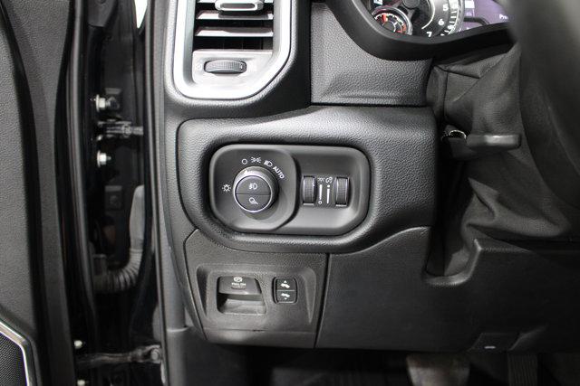 2022 Ram 1500 Laramie Crew Cab 4x4 5'7" Box