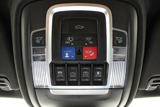 2022 Ram 1500 Laramie Crew Cab 4x4 5'7" Box