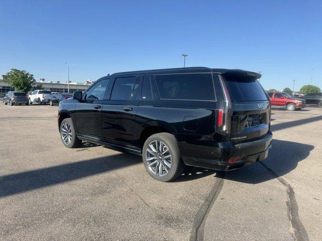 2023 Cadillac Escalade ESV 4WD Sport Platinum