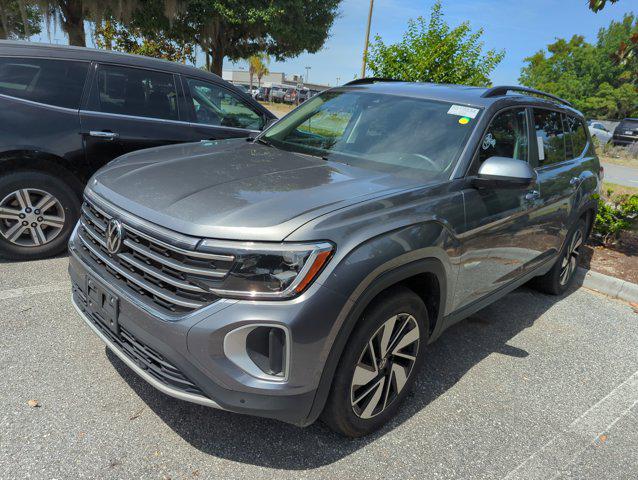 2025 Volkswagen Atlas 2.0T SE w/Technology