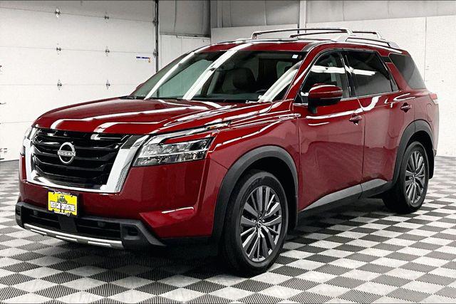 2024 Nissan Pathfinder SL 4WD