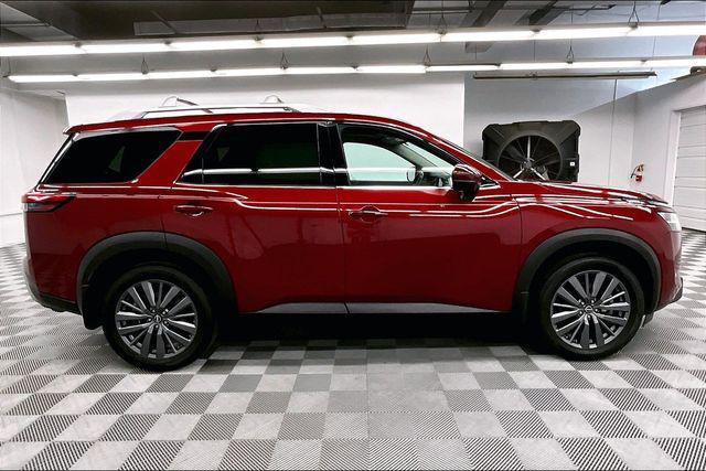 2024 Nissan Pathfinder SL 4WD