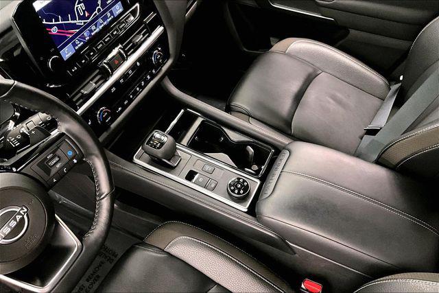 2024 Nissan Pathfinder SL 4WD