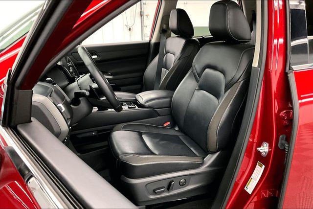 2024 Nissan Pathfinder SL 4WD