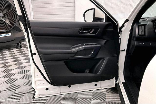 2023 Nissan Pathfinder Rock Creek 4WD