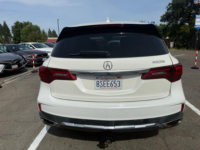 2017 Acura MDX w/Technology Package
