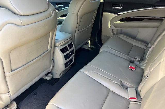 2017 Acura MDX w/Technology Package