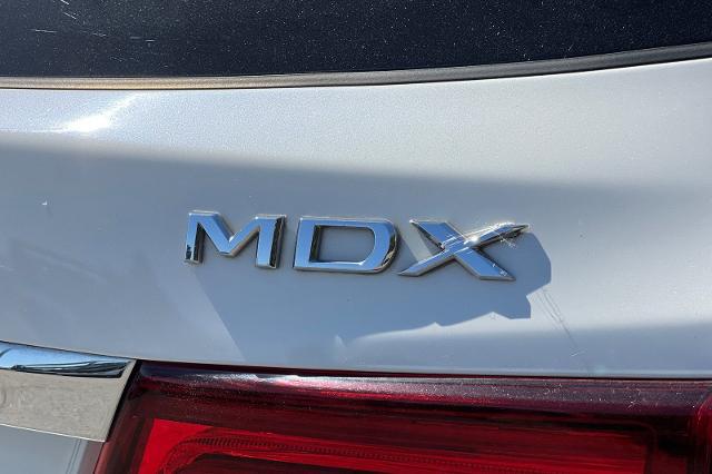 2017 Acura MDX w/Technology Package