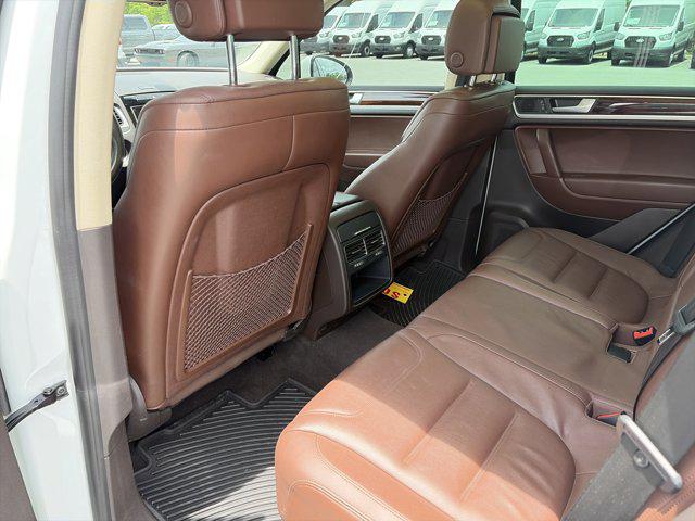 2014 Volkswagen Touareg TDI Lux