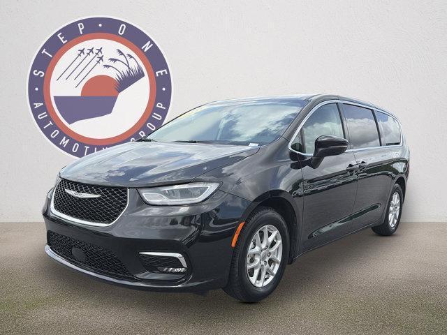 2023 Chrysler Pacifica Touring L for sale in Crestview, FL