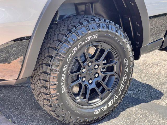 2026 Ram 1500 Rebel Crew Cab 4x4 5'7" Box