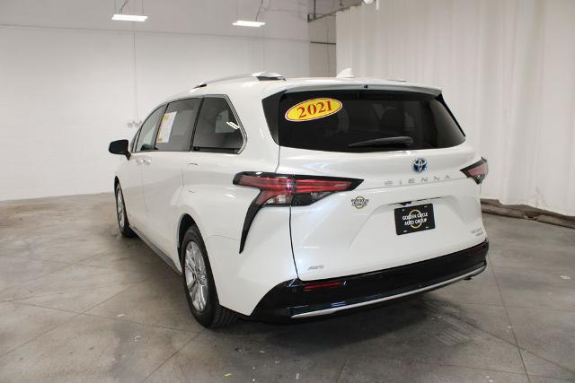 2021 Toyota Sienna Platinum