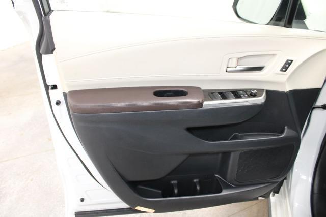 2021 Toyota Sienna Platinum