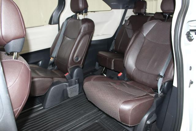 2021 Toyota Sienna Platinum