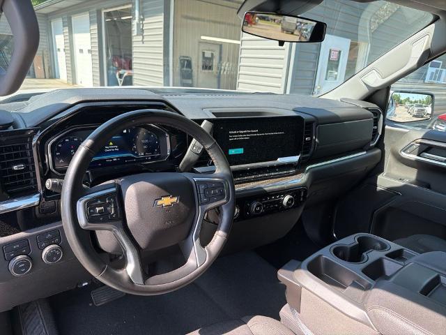 2023 Chevrolet Silverado 1500 4WD Crew Cab Short Bed LT with 2FL