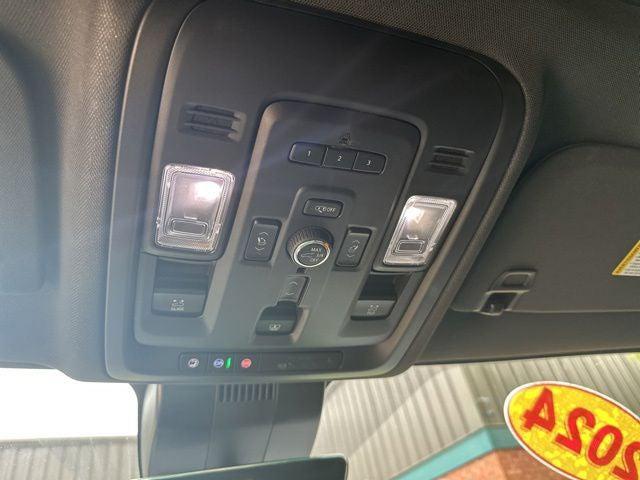 2024 Chevrolet Suburban 4WD High Country