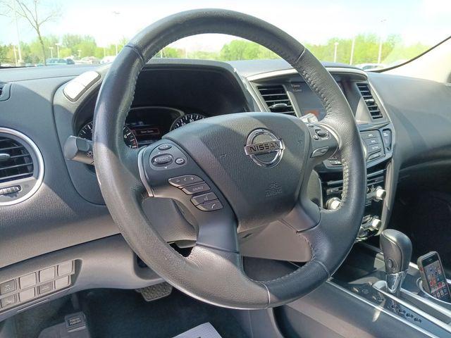 2019 Nissan Pathfinder SV