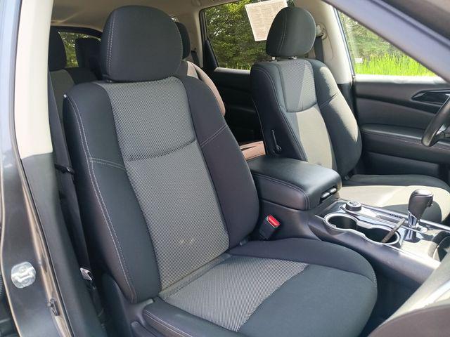 2019 Nissan Pathfinder SV