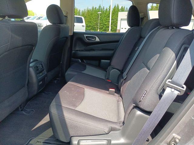 2019 Nissan Pathfinder SV
