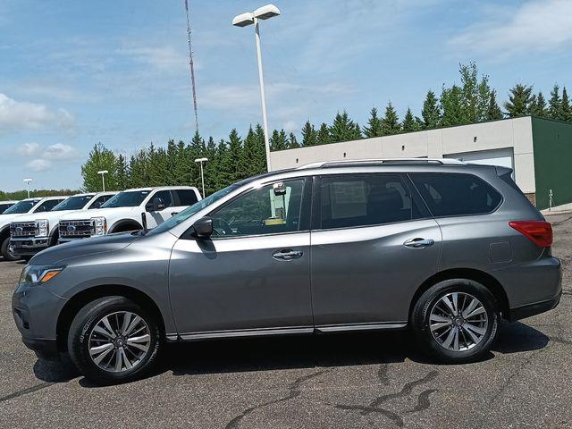 2019 Nissan Pathfinder SV