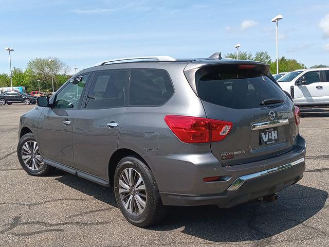 2019 Nissan Pathfinder SV