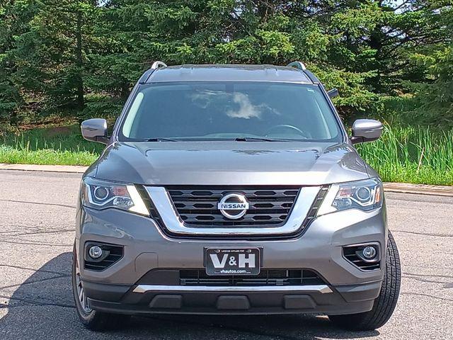 2019 Nissan Pathfinder SV