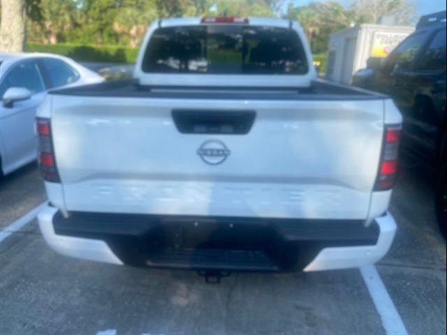 2025 Nissan Frontier Crew Cab SV 4x2