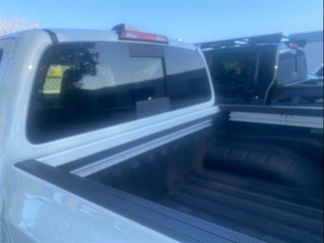 2025 Nissan Frontier Crew Cab SV 4x2