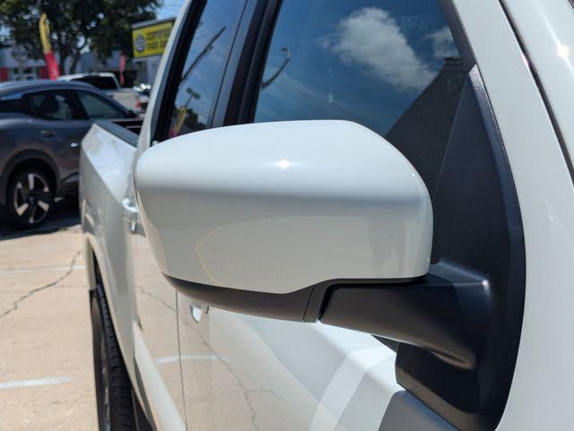 2025 Nissan Frontier Crew Cab SV 4x2