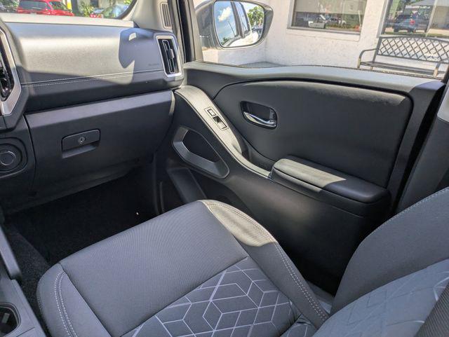 2025 Nissan Frontier Crew Cab SV 4x2
