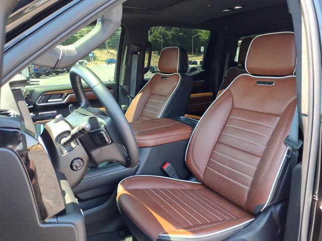 2025 GMC Sierra 1500 4WD Crew Cab Short Box Denali Ultimate